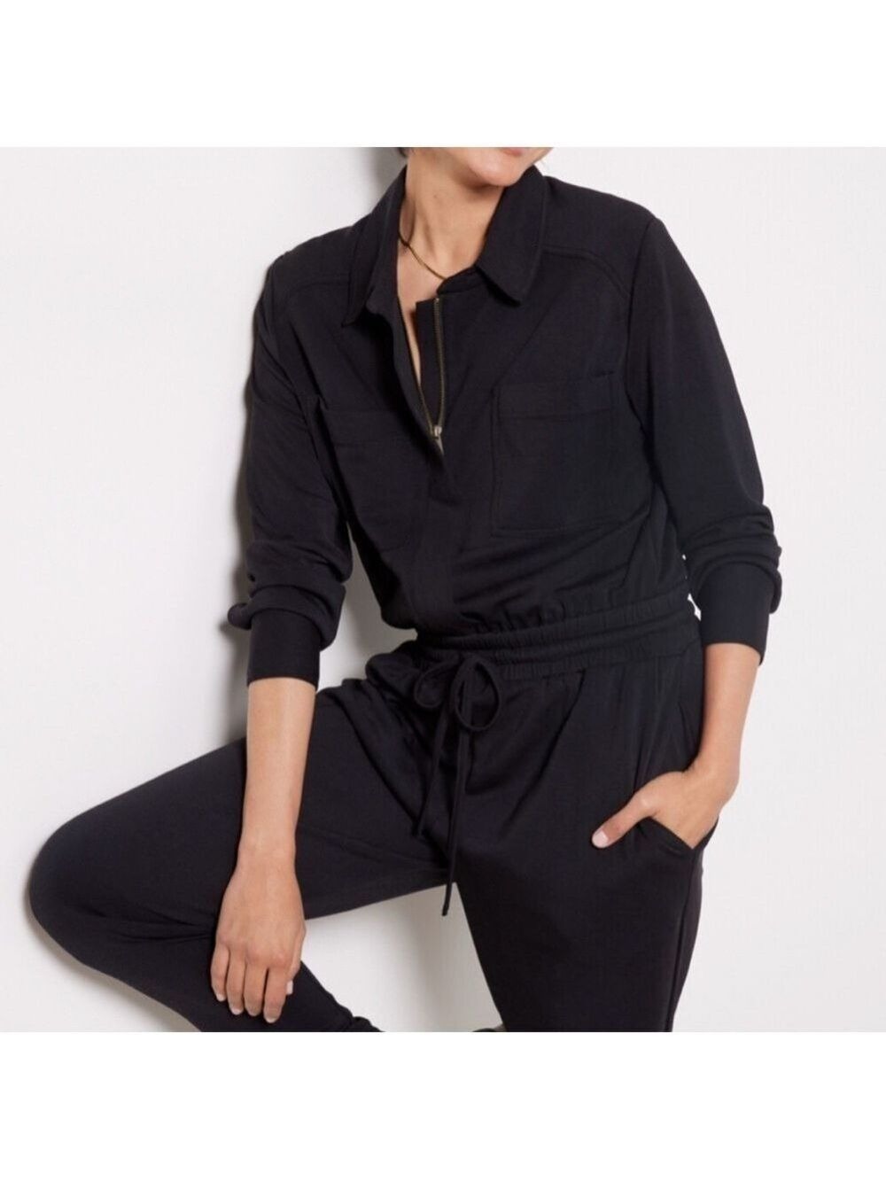 Evereve Myra Classic Black Jumpsuit, size XS